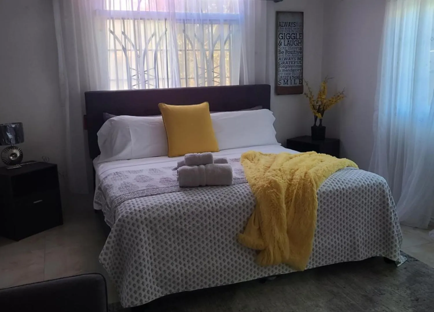 Caribbean Estates, 10 Mins From The Beach, Beautiful Gated Community Portmore Holiday home